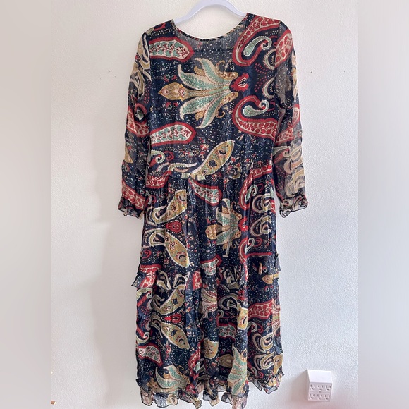 VELVET by Graham and Spencer 
GLIMMER DRESS - PAISLEY size Medium - Picture 4 of 14